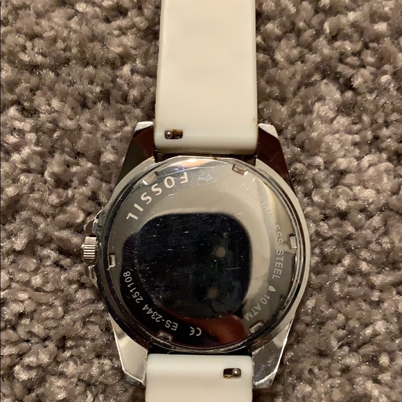Fossil Watch - Picture 5 of 9